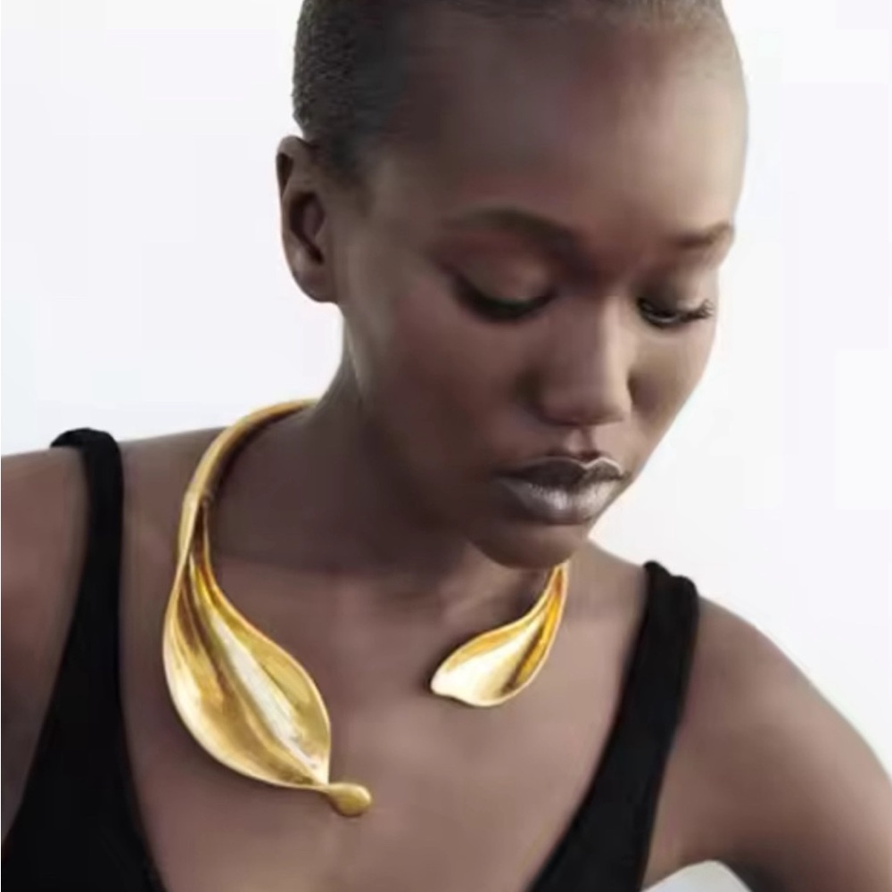 Gold Stainless steel statement necklace